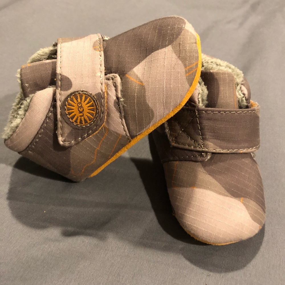 UGG camo booties. Infant size 2